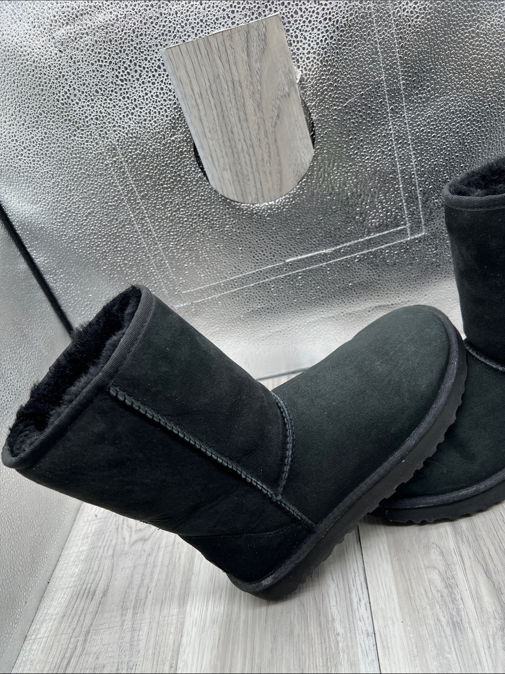 Ugg Classic Short II Black Boots Size 9 #1016223 - Picture 5 of 11